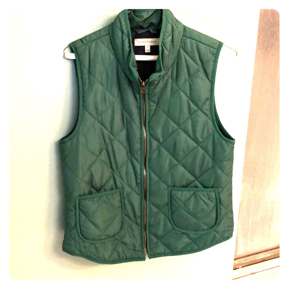 Green, 100% Polyester lightweight vest